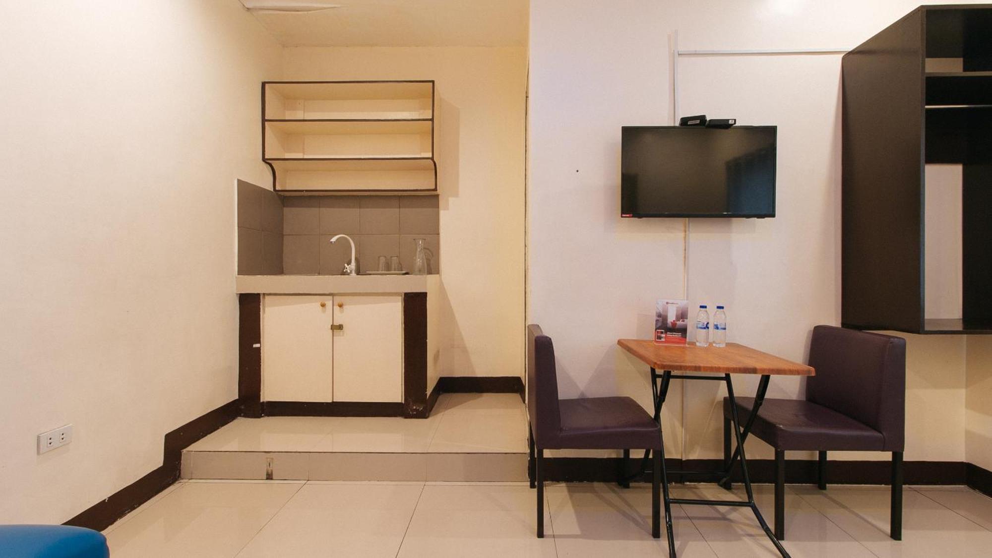 Reddoorz At V-Cat Apartelle Sampaloc Manila Exterior foto