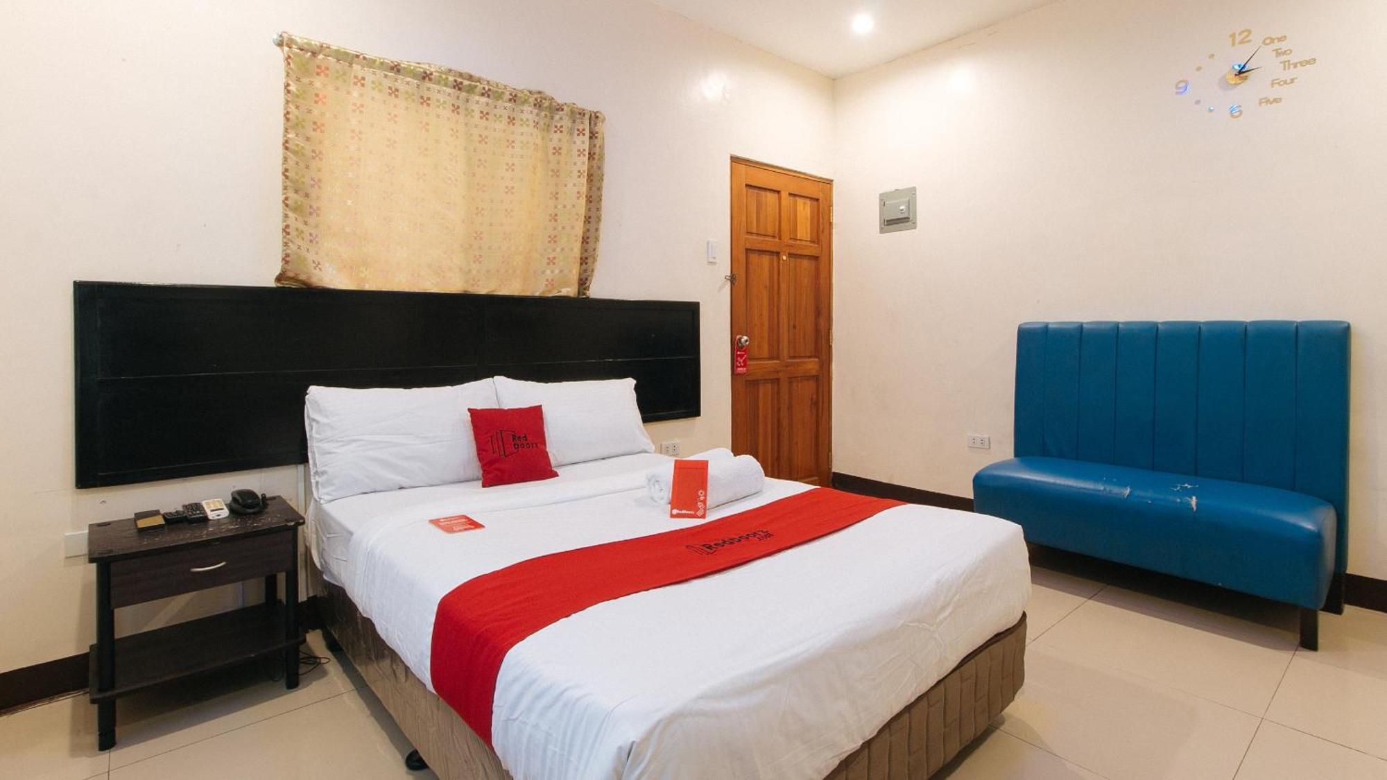 Reddoorz At V-Cat Apartelle Sampaloc Manila Exterior foto